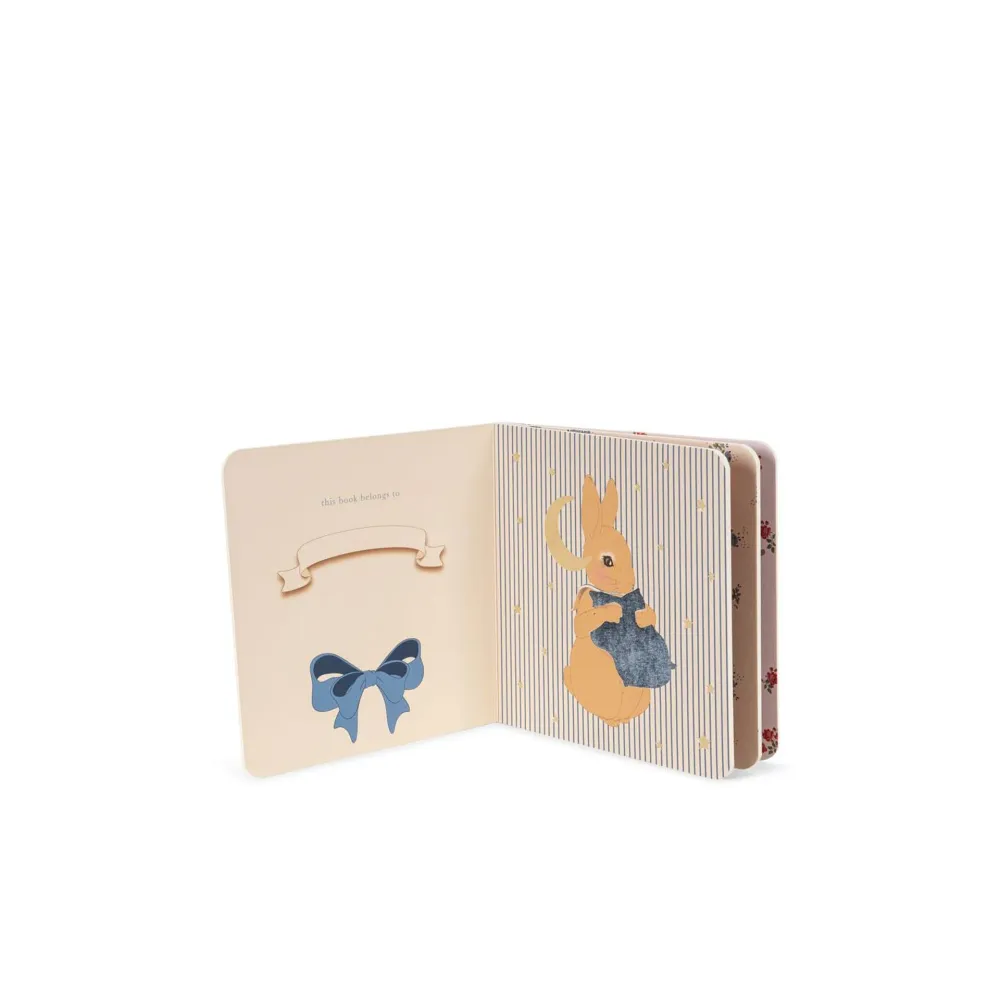 Konges Slojd Сензорна книжка Touch and feel- bear