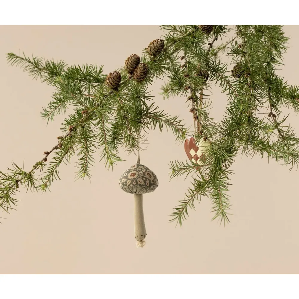 Maileg Орнамент гъба, Winter flower - Green