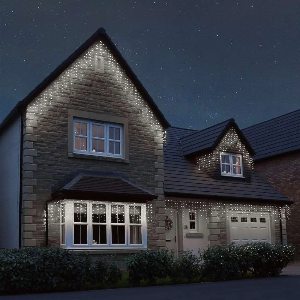 Коледна инсталация, 65 м, 1560 светодиода, ресни, студено бяло, светкавица, захранване, възможност за свързване, включен у...