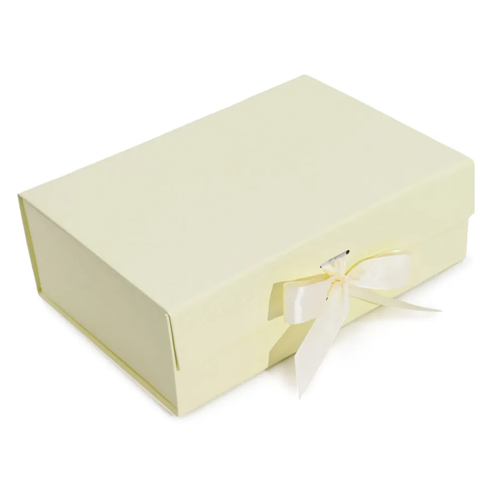 Подаръчна кутия плосък пакет голям слонова кост 28.2x20.2x9.2cm