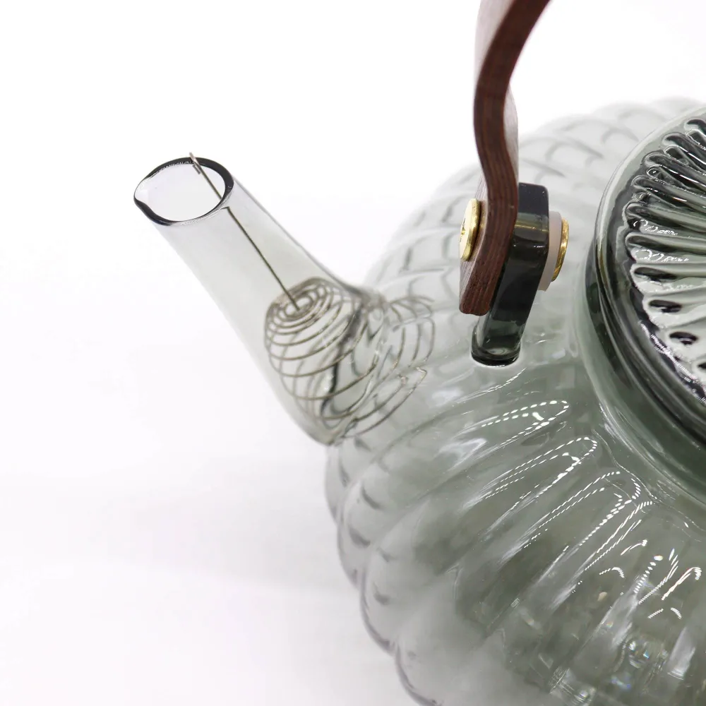 Стъклен чайник с инфузер 950ml Въглен ребрист перла