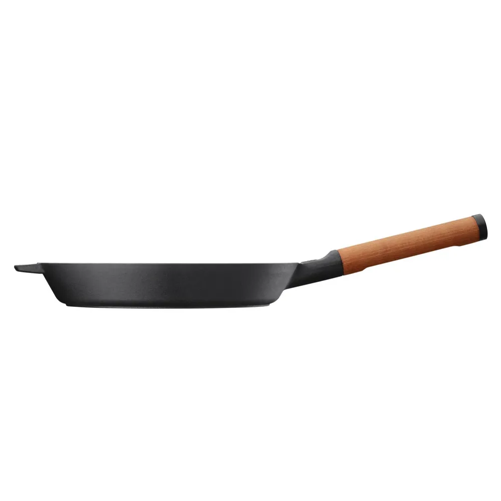 Чугунен тиган Fiskars Norden, 28 см.
