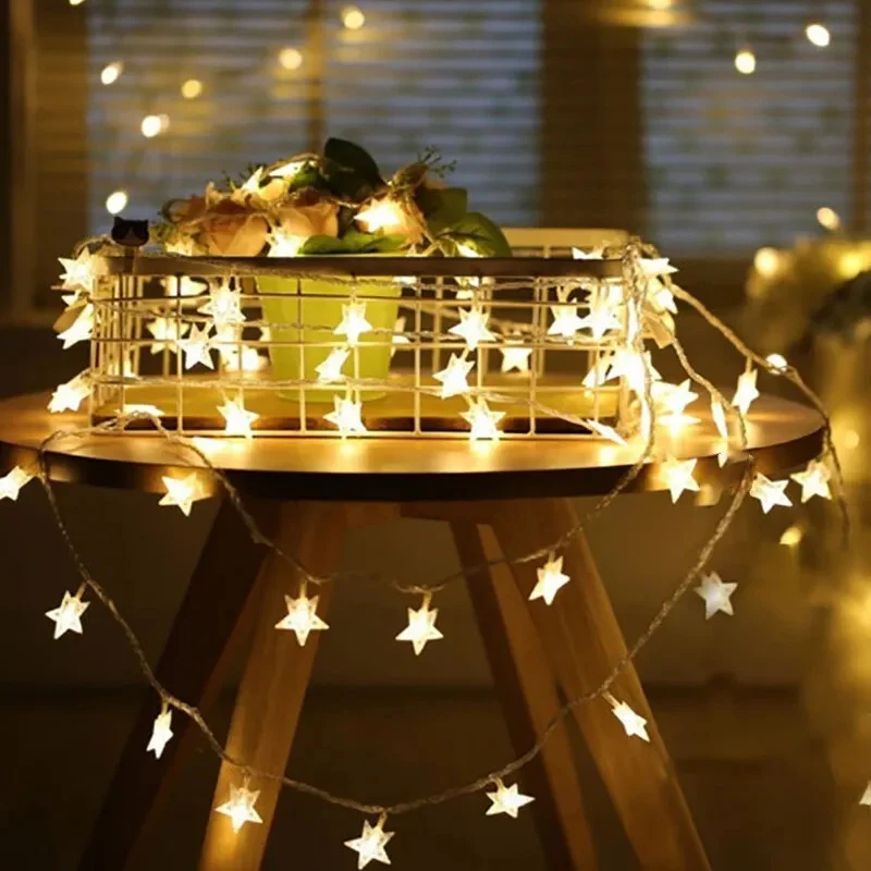 LED звездна светлинна декорация - 50 LED, 6 м, гирлянд със звездна форма за партита и празнична атмосфера