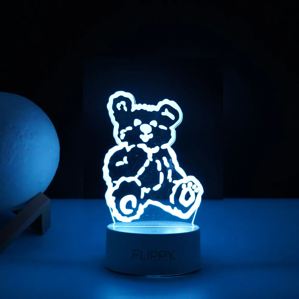 Декоративна LED лампа, 3D, плюшено мече, с дистанционно управление, два режима на захранване USB и батерии, височина 20 см...