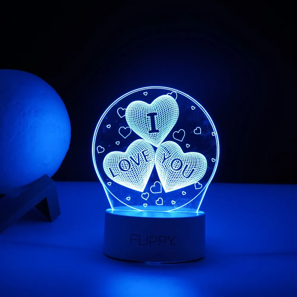 Декоративна LED лампа, 3D, с текст "Обичам те", два режима на захранване USB и батерии, височина 20 см, изработена от акри...