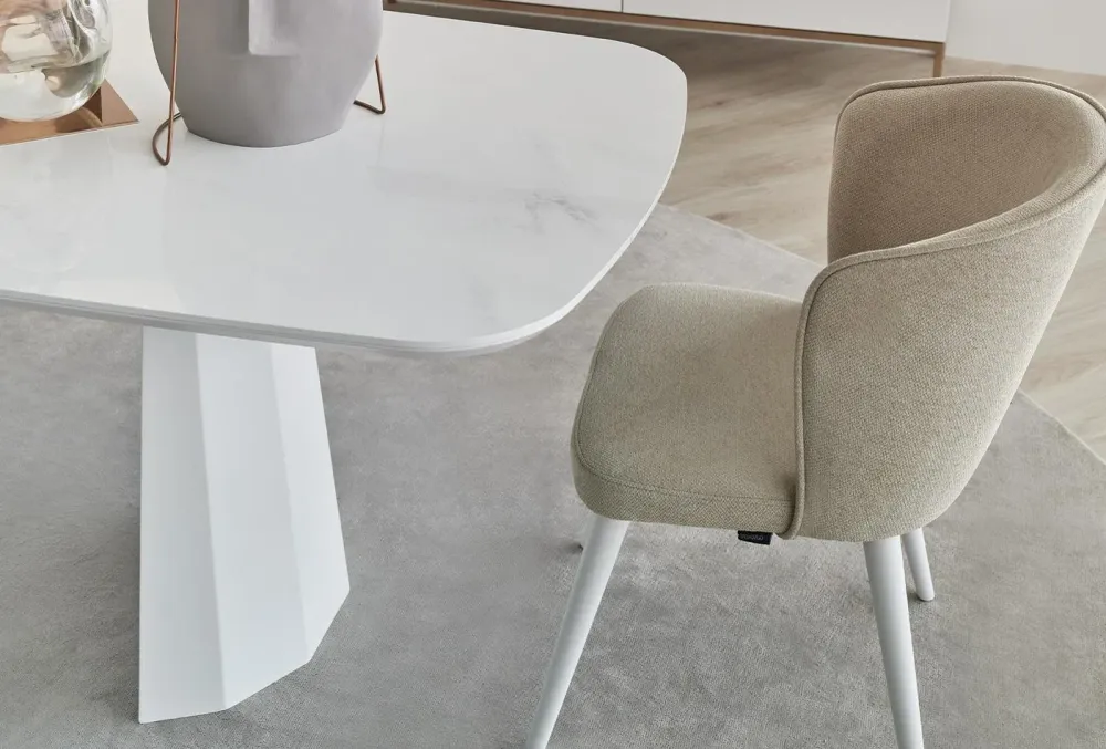 Трапезен стол «Legato White» с тапицерия