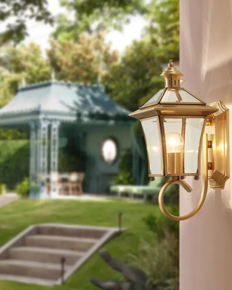 Le Lumière Dorée