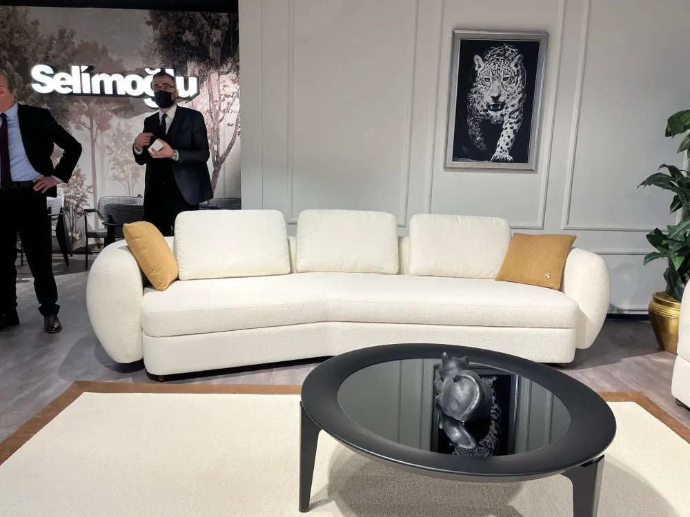Петместен диван «Luna» + две декоративни възглавници, ширина 325см