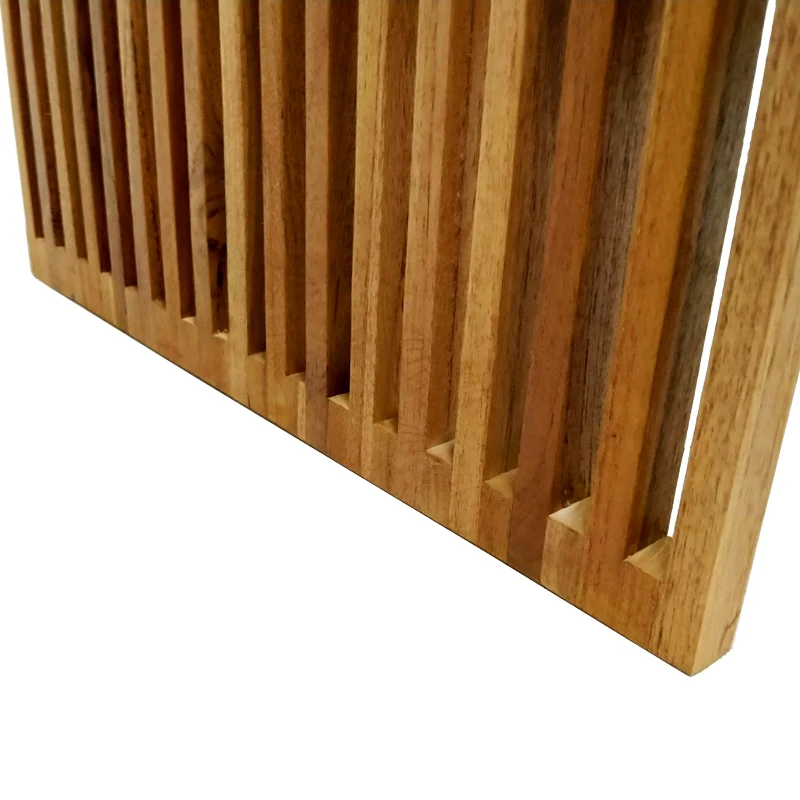 Маса Marlin тиково дърво в естествен нюанс 100x50x45см