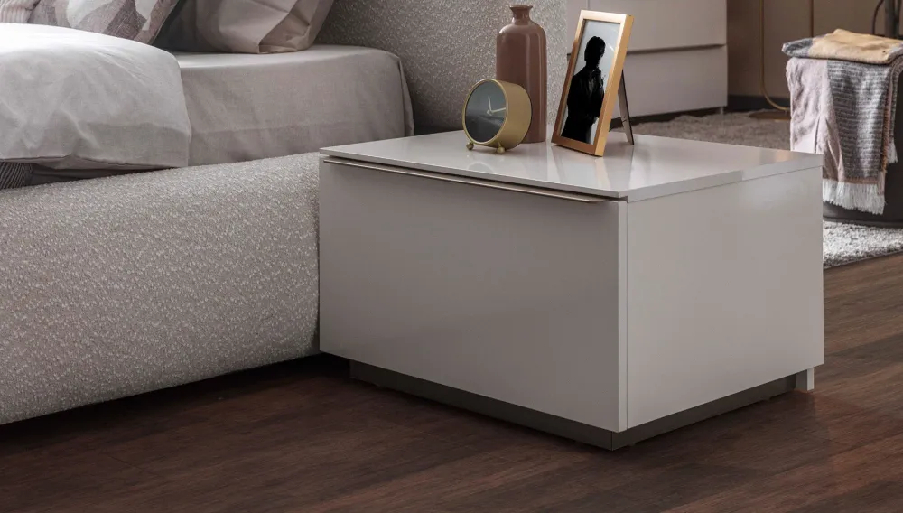 Нощно шкафче «Noble» + чекмедже, размер 65х38х50см