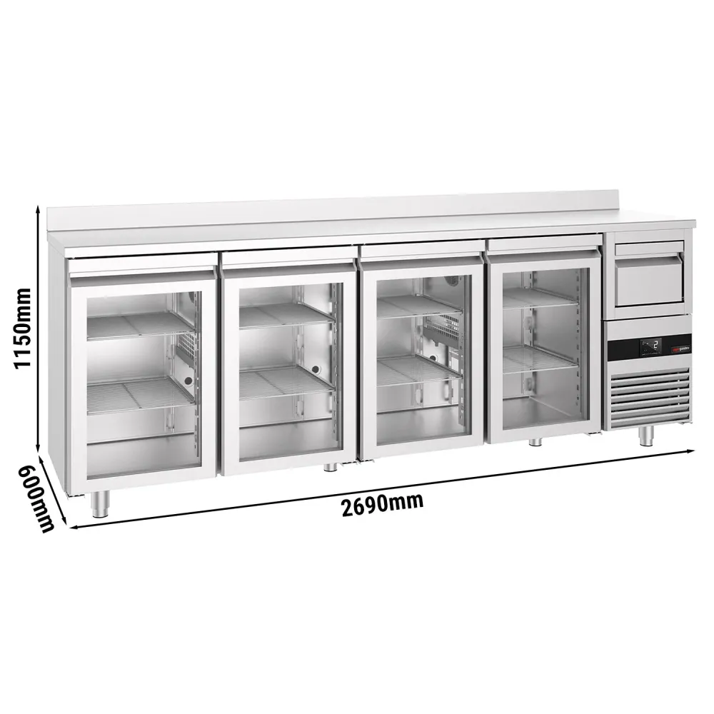 Барова хладилна маса PREMIUM - 2690x600mm - 710 л - с 4 стъклени врати, със заден борд, кутия за отпадъчно кафе (knock box)