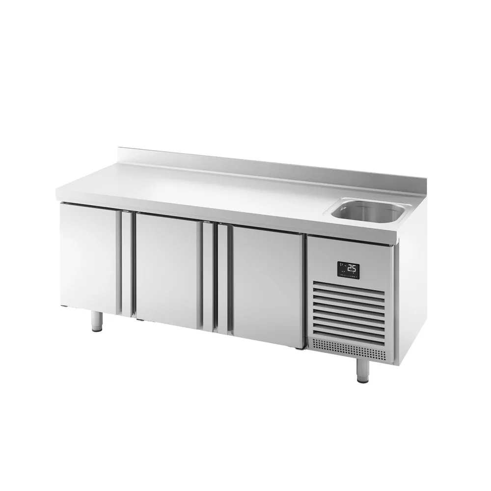 Професионална хладилна маса PREMIUM PLUS - 1960x700mm - с 3 врати - с мивка - с гръб 100мм - 465 литра