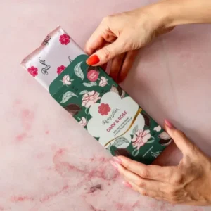 Rosey's Mark Черен шоколад с рози без захар, 52 гр.